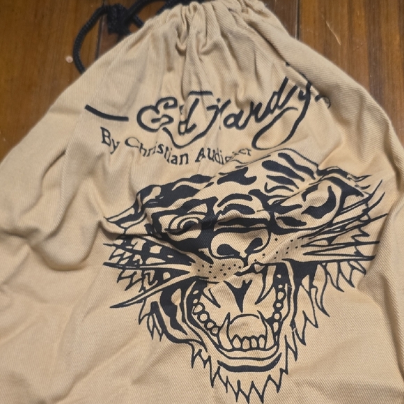 Ed Hardy Black and Brown Shoulder Bag with Red Heart - Picture 7 of 13